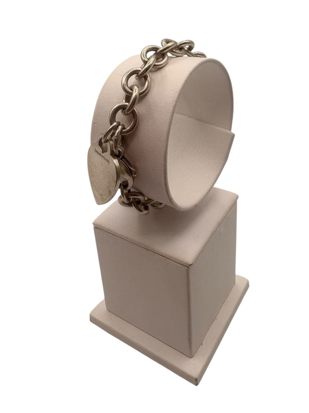 Tiffany & Co Sterling Silver Heart Charm Chain Bracelet - Silver